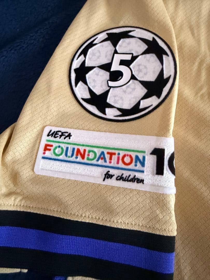 【即発送/正規品】レヴァンドフスキ　バルセロナ　アウェイ　ユニフォーム　2025