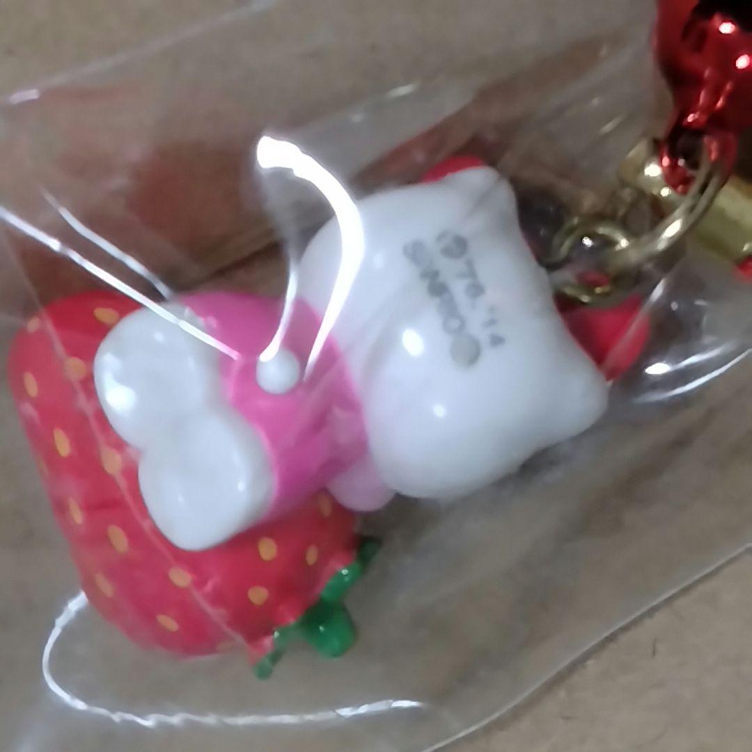 み*き様 Hello Kitty 根付け いちご日和