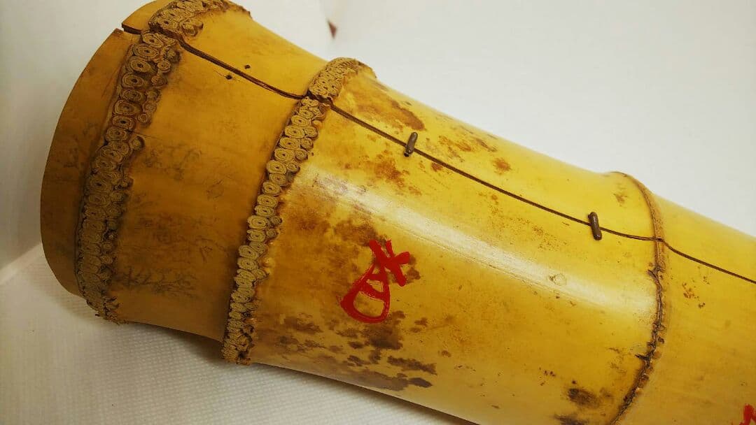 値下げしました！　十四世淡々斎　宗室　花押 黒田正玄作 竹一重花入 銘「菱雲」