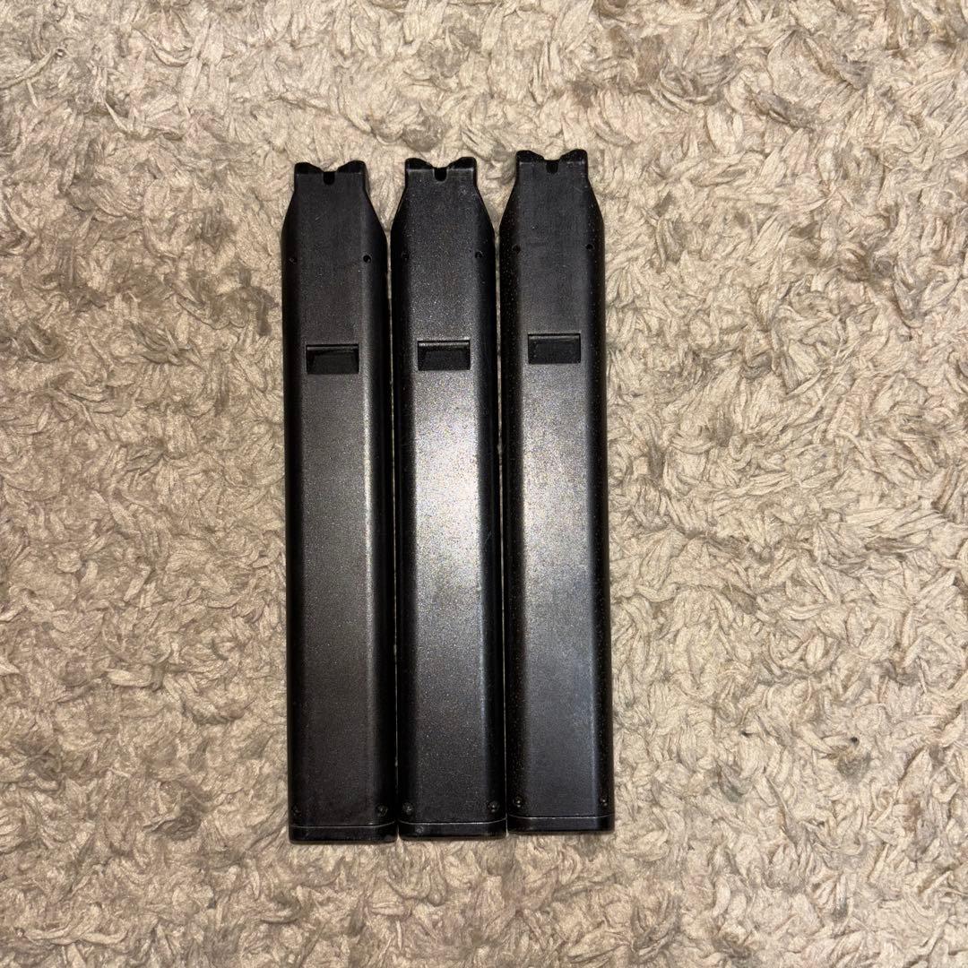 東京マルイ電動ガンHK45＋予備マガジン×2＋ニッケル水素バッテリー×2＋充電器