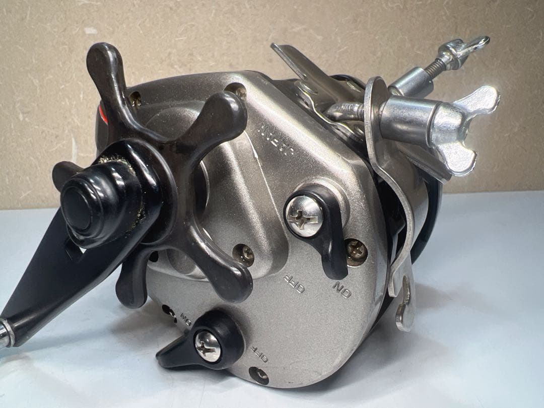 DAIWA ダイワ 棚 TANA SENSOR GS-60 電動リール 船用