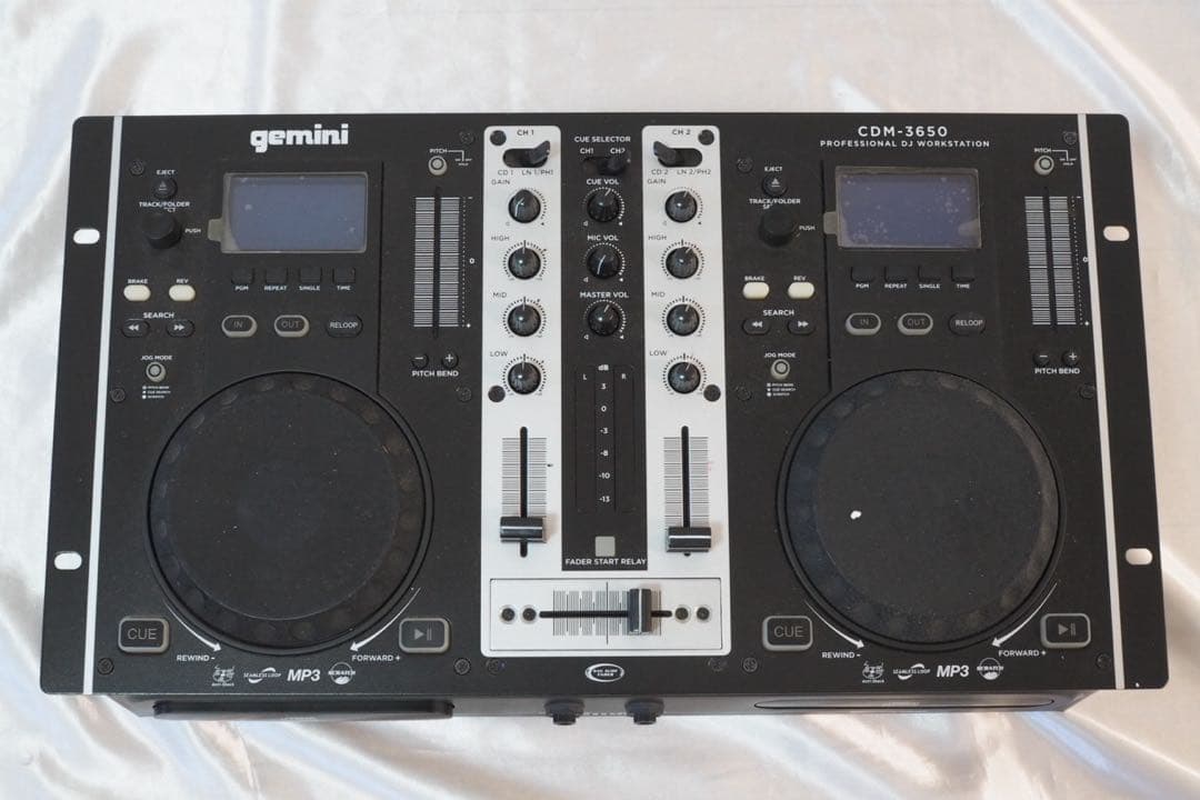 gemini DJ CD MIXING CONSOLE CDM−3650