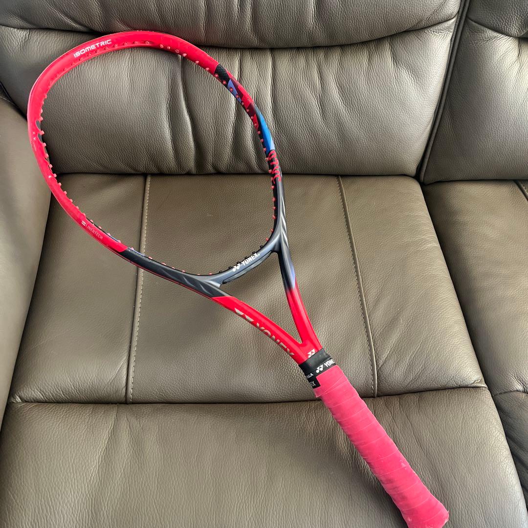 大人気‼️ ヨネックス 硬式 テニスラケット Vコア 280g