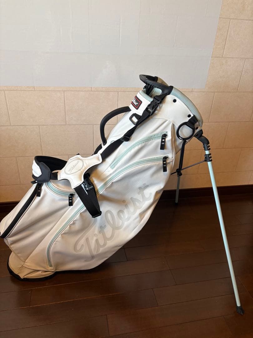 Titleist スタンド式ゴルフバッグ ホワイト×ライトブルー
