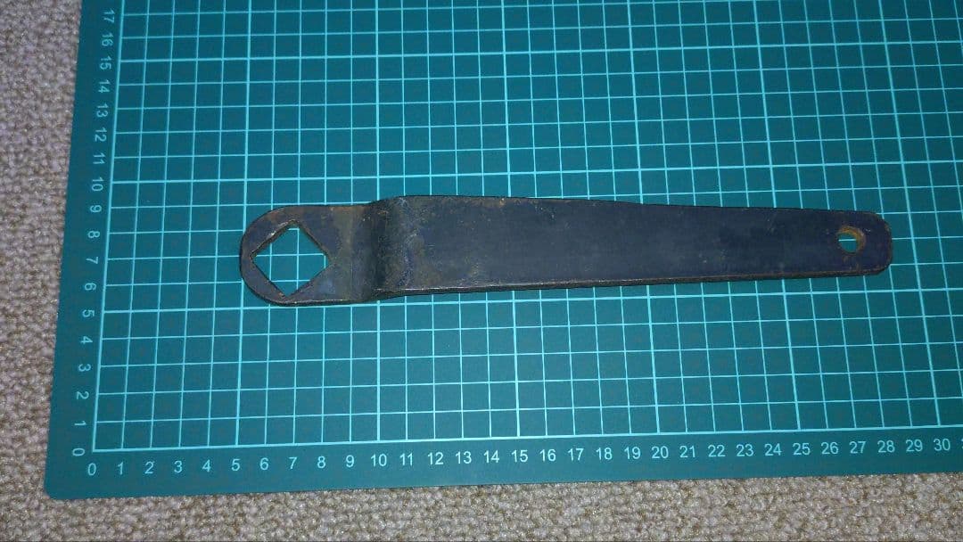 【鉄道部品】貫通扉錠の工具(ハンドル)鉄製