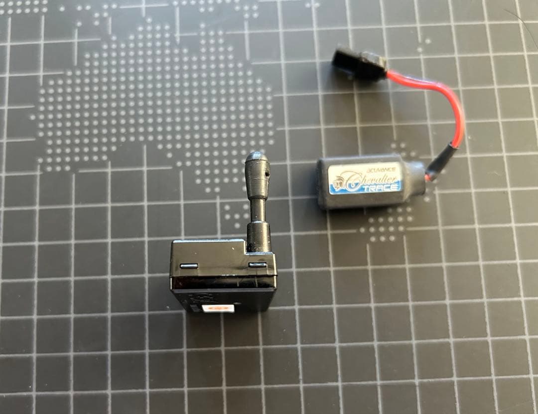 Futaba R334SBS-E とアキュバンスシュバリエトレイスのセット