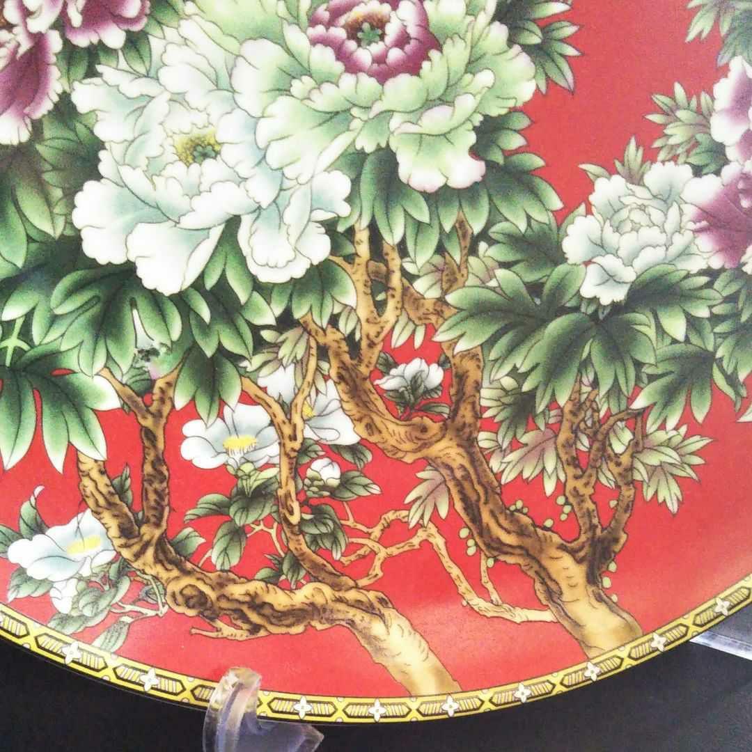 ※中国古美術/粉彩牡丹紋大盤/(底款:大清乾隆年製)