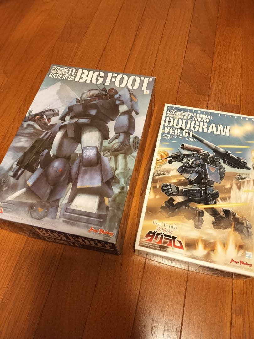 太陽の牙ダグラム・ビッグフット・マックスファクトリー　2体