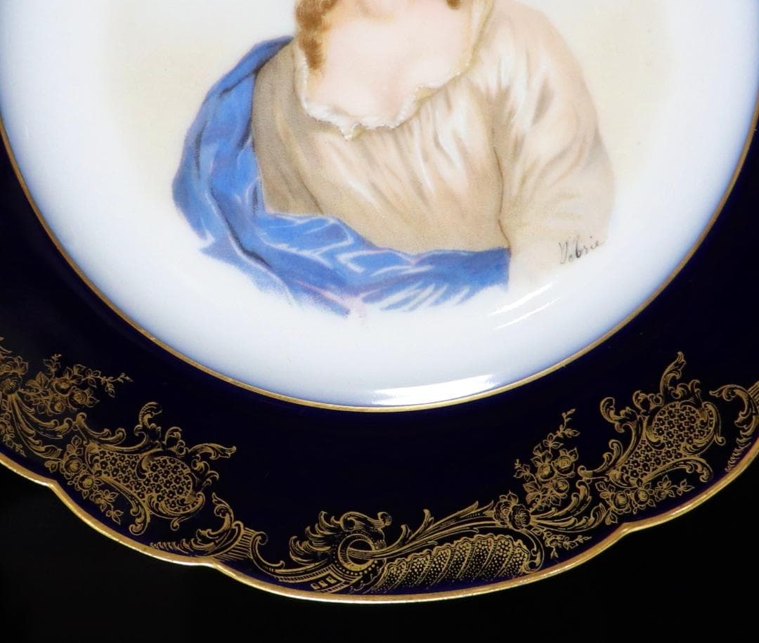 オールド・セーブル 1846年製 瑠璃地色絵金彩婦人図皿 ヴァリエール 肖像画