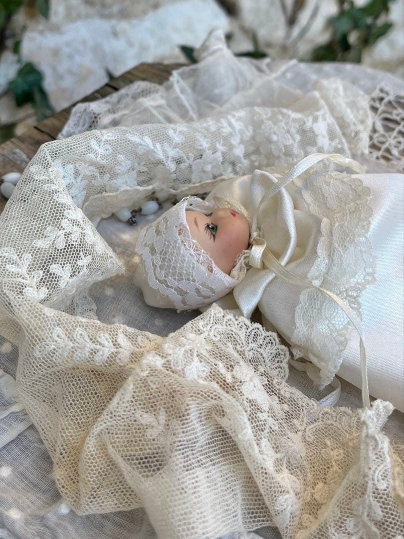 ◆フランスアンティーク｜ミニョネット赤ちゃんビスクドールベビー白ドレスセレモニー