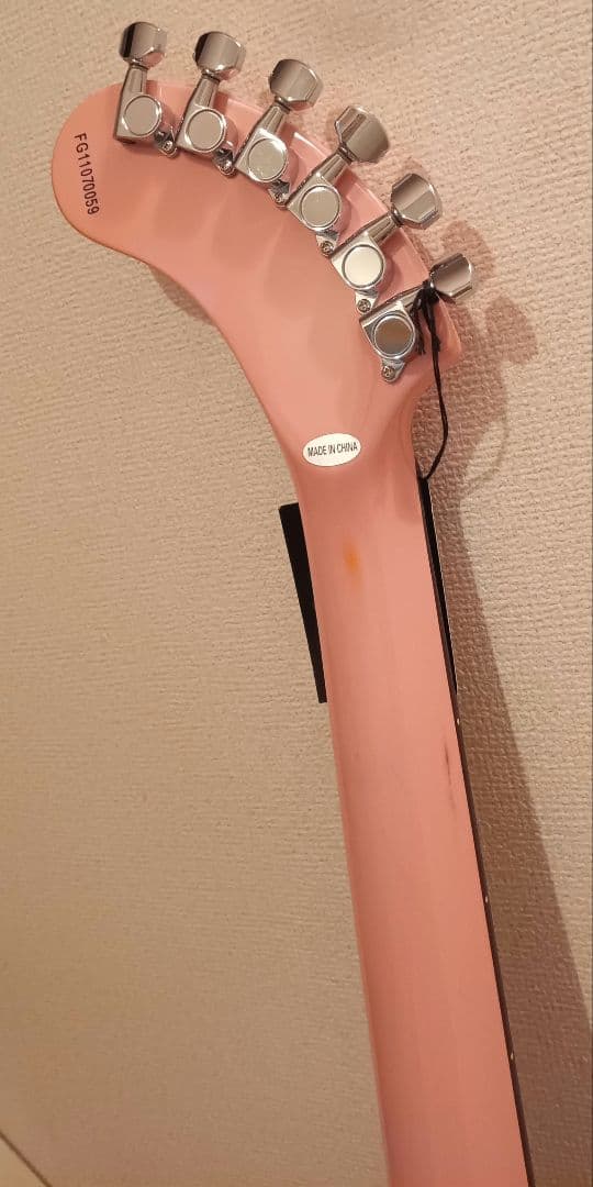 限定品　完全受注生産限定品　すーぱーそに子　フェルナンデス　コラボギター