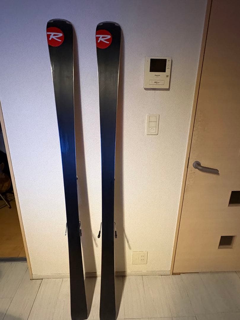 ロシニョール　スキー板　ビィンディング付き