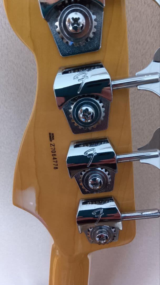 Fender Precision Bass USA製