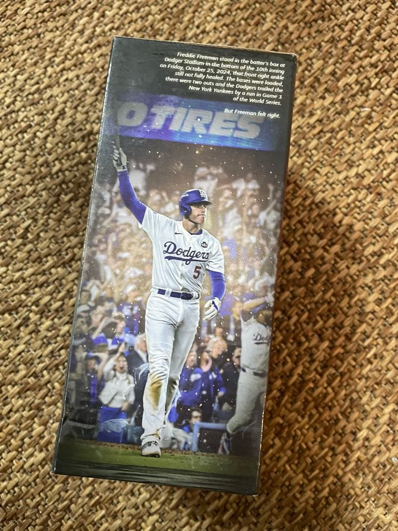 先着限定品　お値引き中　フリーマンボブルヘッド