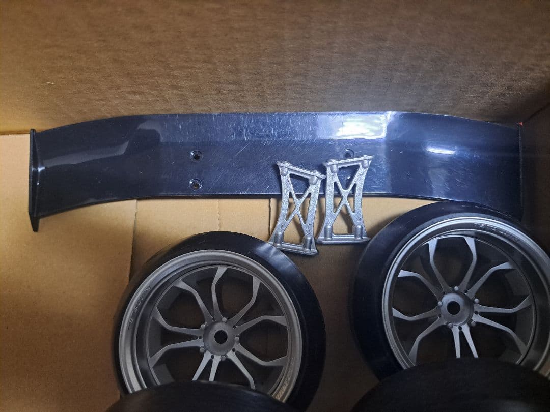 新品Rev-Dサーボ……他ちパーツセット