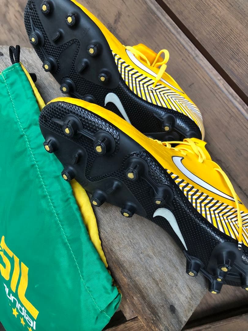 ネイマールモデル　マーキュリアル ヴェイパー 12 PRO NJR HG-V