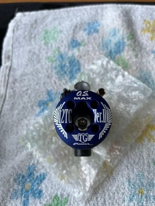 ラジコンエンジン　OSエンジン12TGとマフラーセット