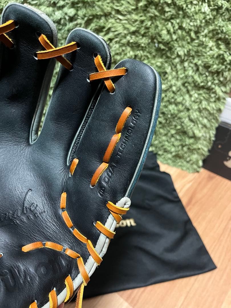 ウィルソン ワナビーヒーローデュアル 軟式内野手用86型 ブラックSS×グリーン