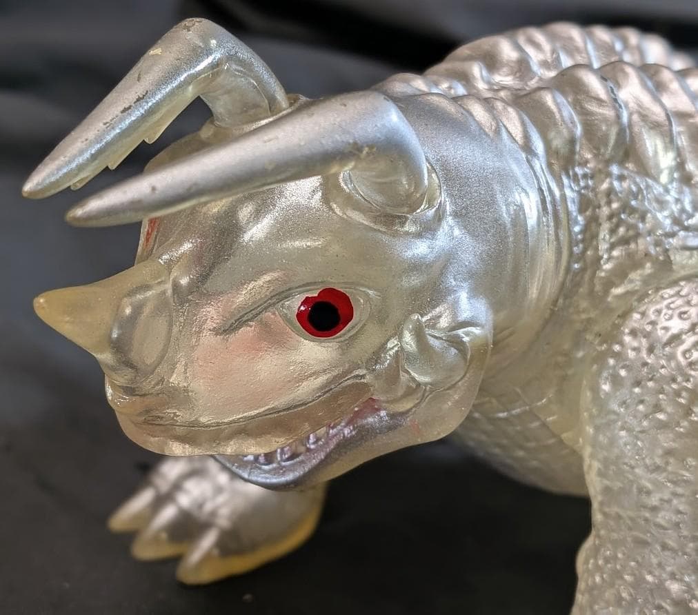 透明ネロンガ 四足（マルサン）クリア成型ソフビフィギュア