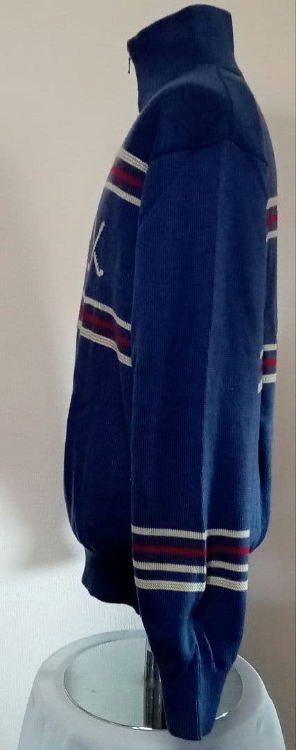 未使用パーリーゲイツ　ハイネックセーター　サイズＬ　日本製　冬プレーも温かい衿元