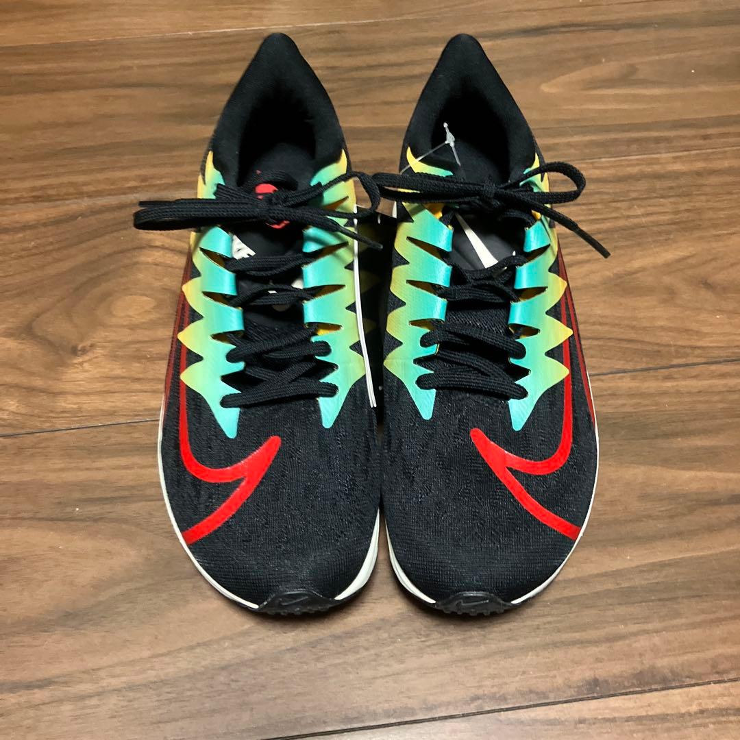 ナイキ　ズームライバルフライ　タグ付き未使用品　25.5
