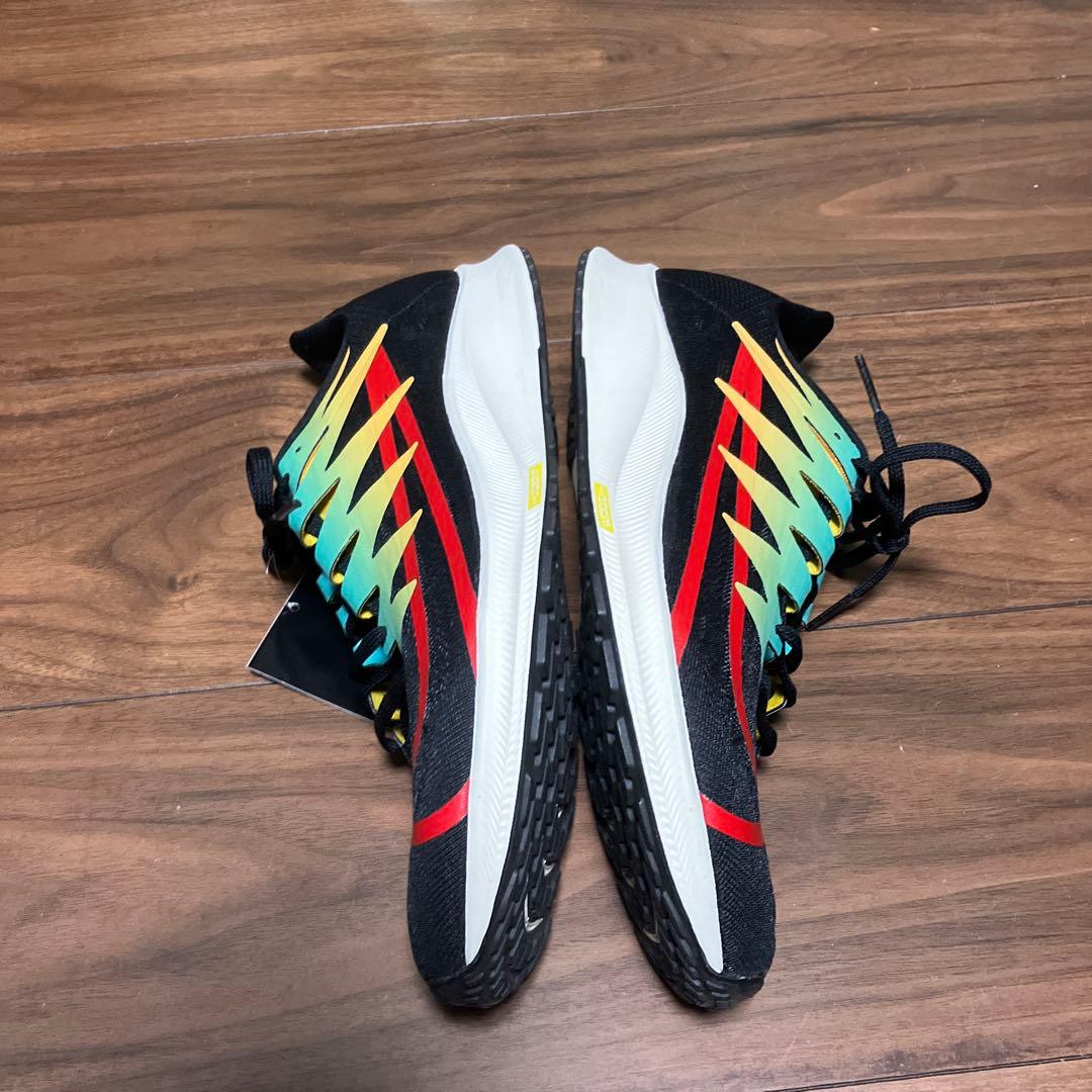 ナイキ　ズームライバルフライ　タグ付き未使用品　25.5