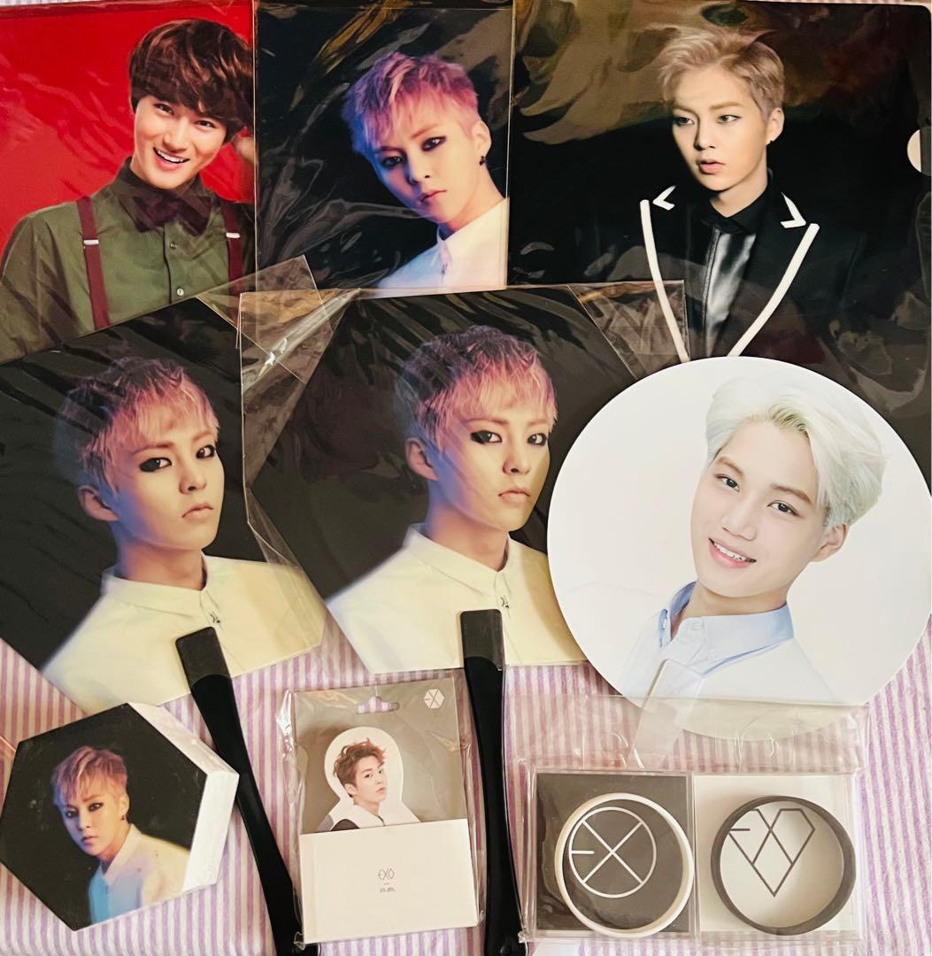 EXO グッズ／アルバム CD DVD トレカ 写真集 FC特典など まとめ売り