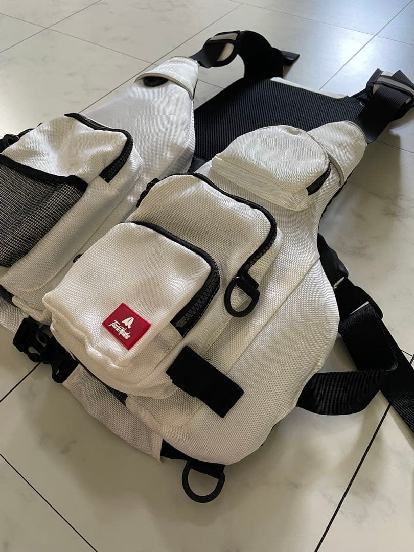 釣武者　フローティングベスト　石鯛