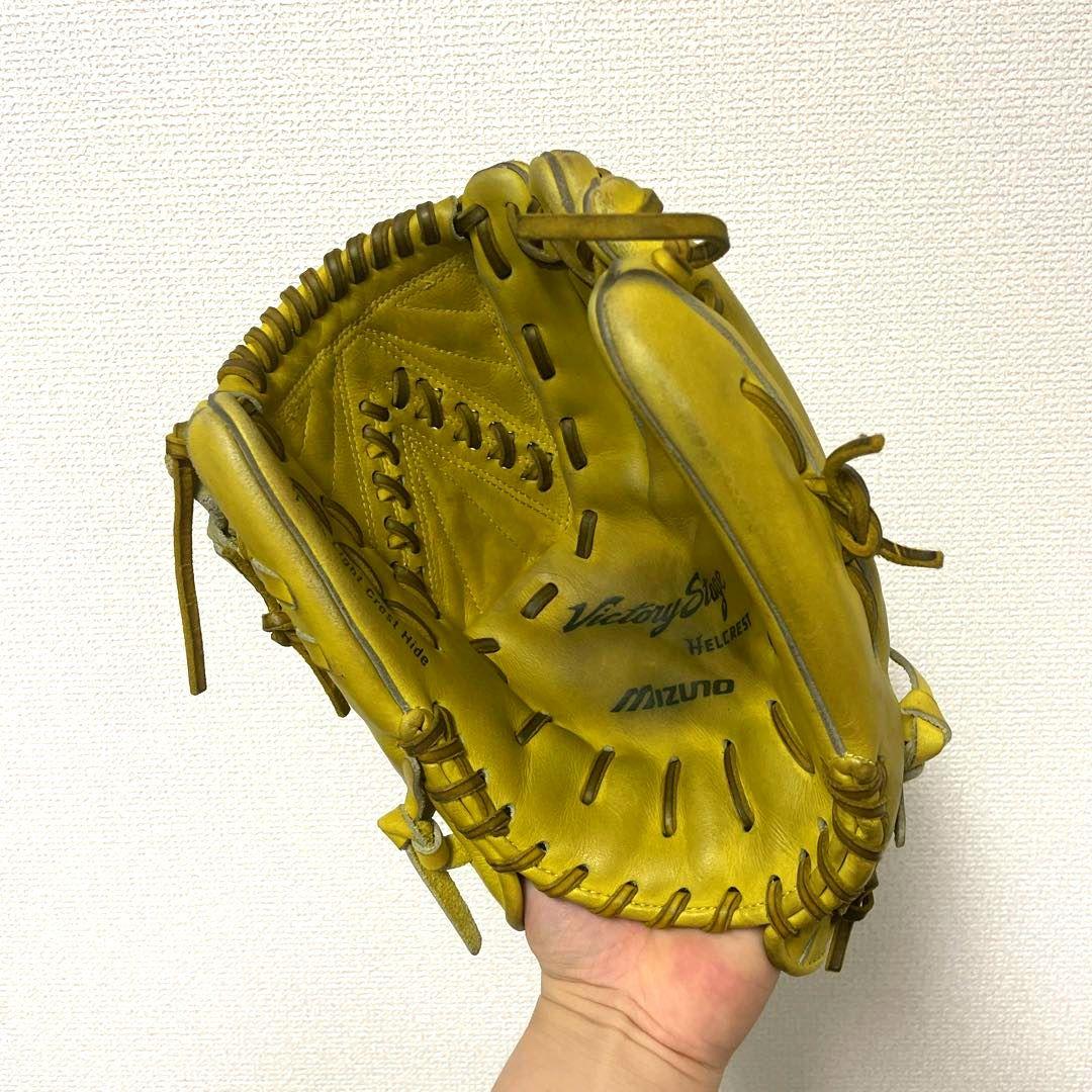 330 ミズノ ビクトリーステージ 硬式 投手用グローブ