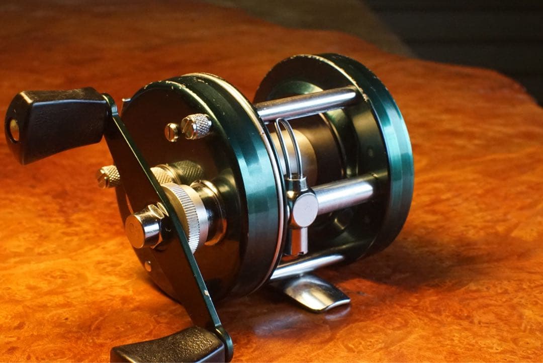 ABU アンバサダー 5000D メンテ済 フレーム修正済