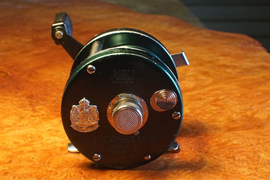 ABU アンバサダー 5000D メンテ済 フレーム修正済