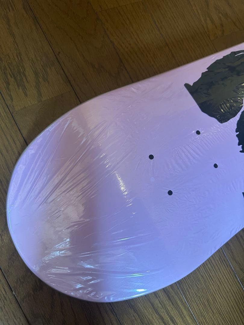 バンクシー展　モナリザ　スケボーデッキ