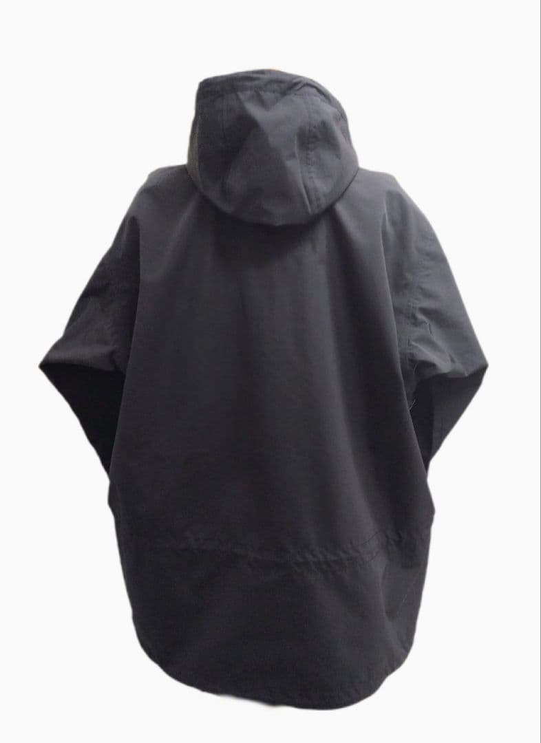 最終値下　豪雨に最適!新品未使用Iroquois完全防水レインパーカー