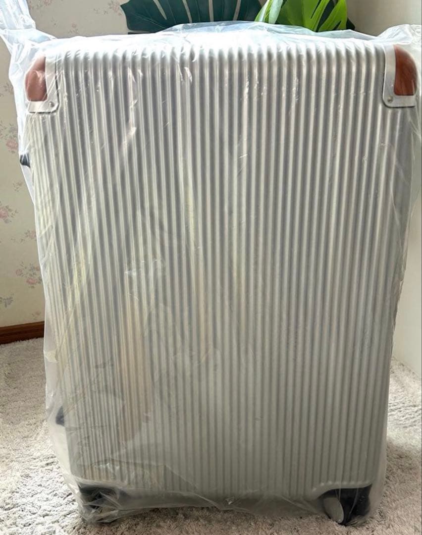 スーツケース　スイスミリタリー