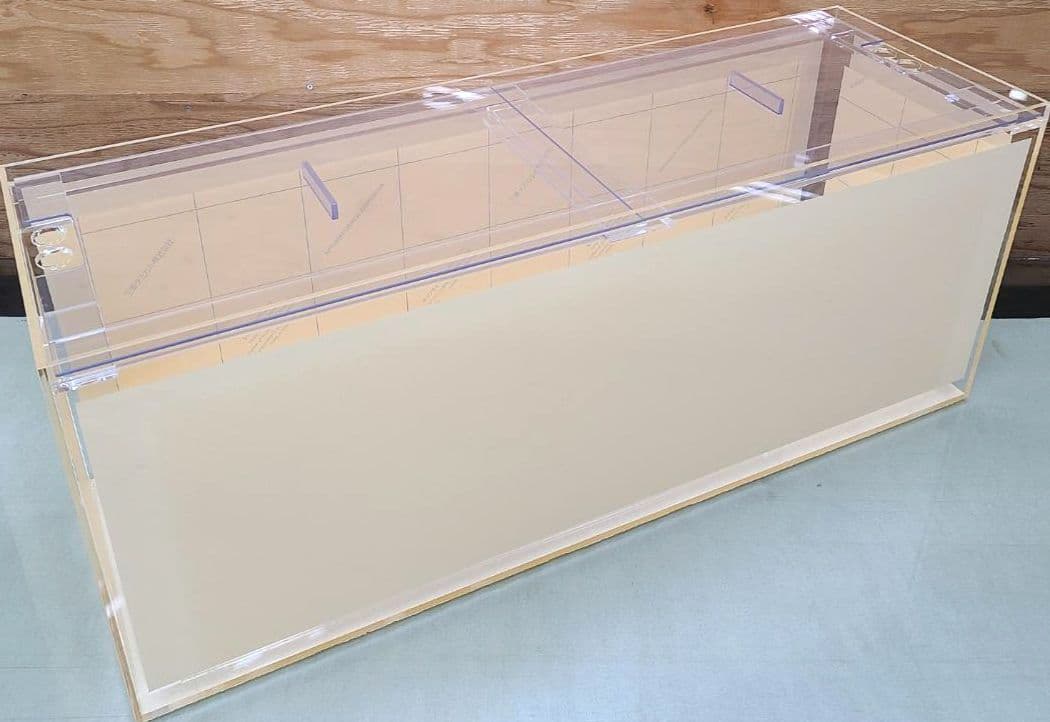 アクリル水槽　900×300×360 (塩ビ蓋付き)