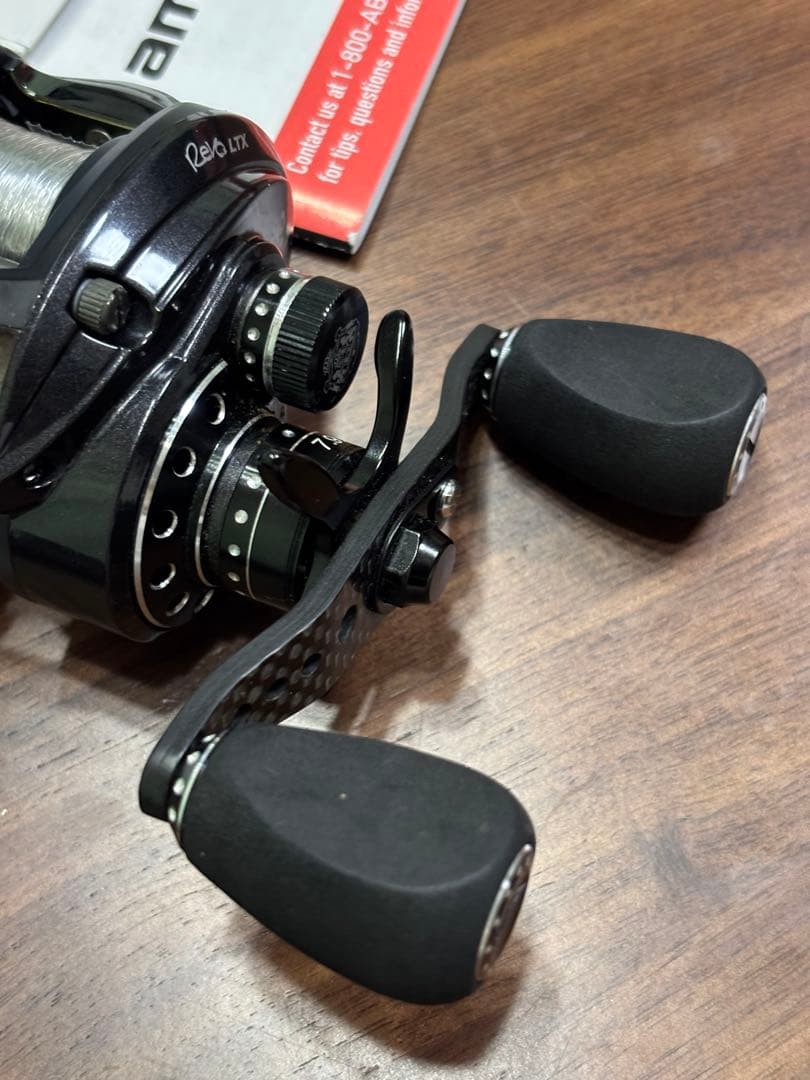 Abu Garcia REVO LTX ベイトリール左ハンドル