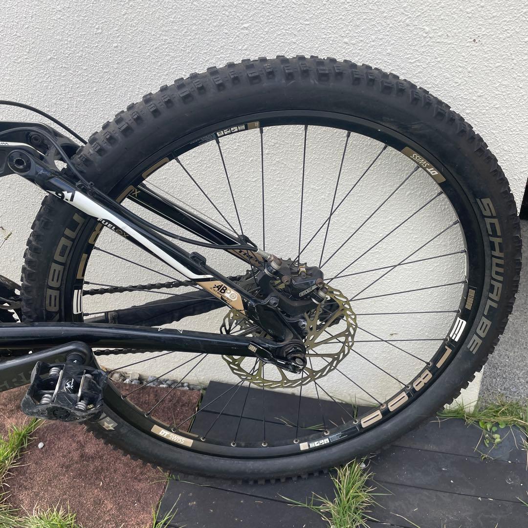 トレック フューエル EX 9.7 OCLVカーボン