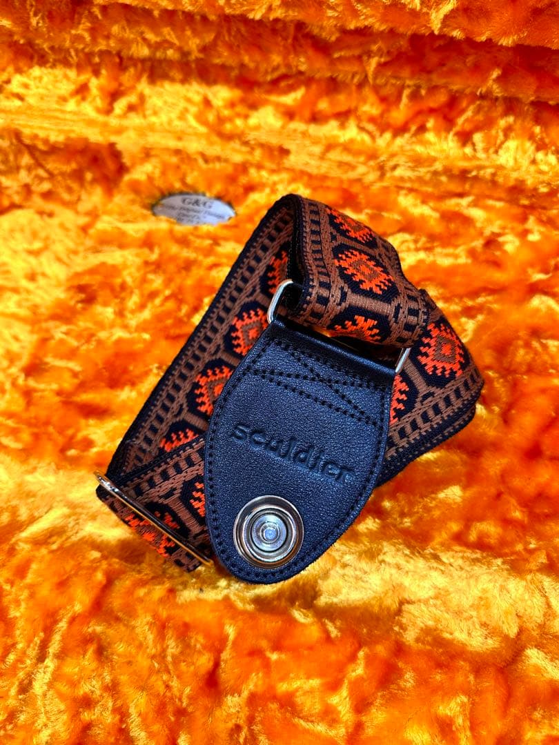 RS Guitarworks TEEVEE フライングV ギター