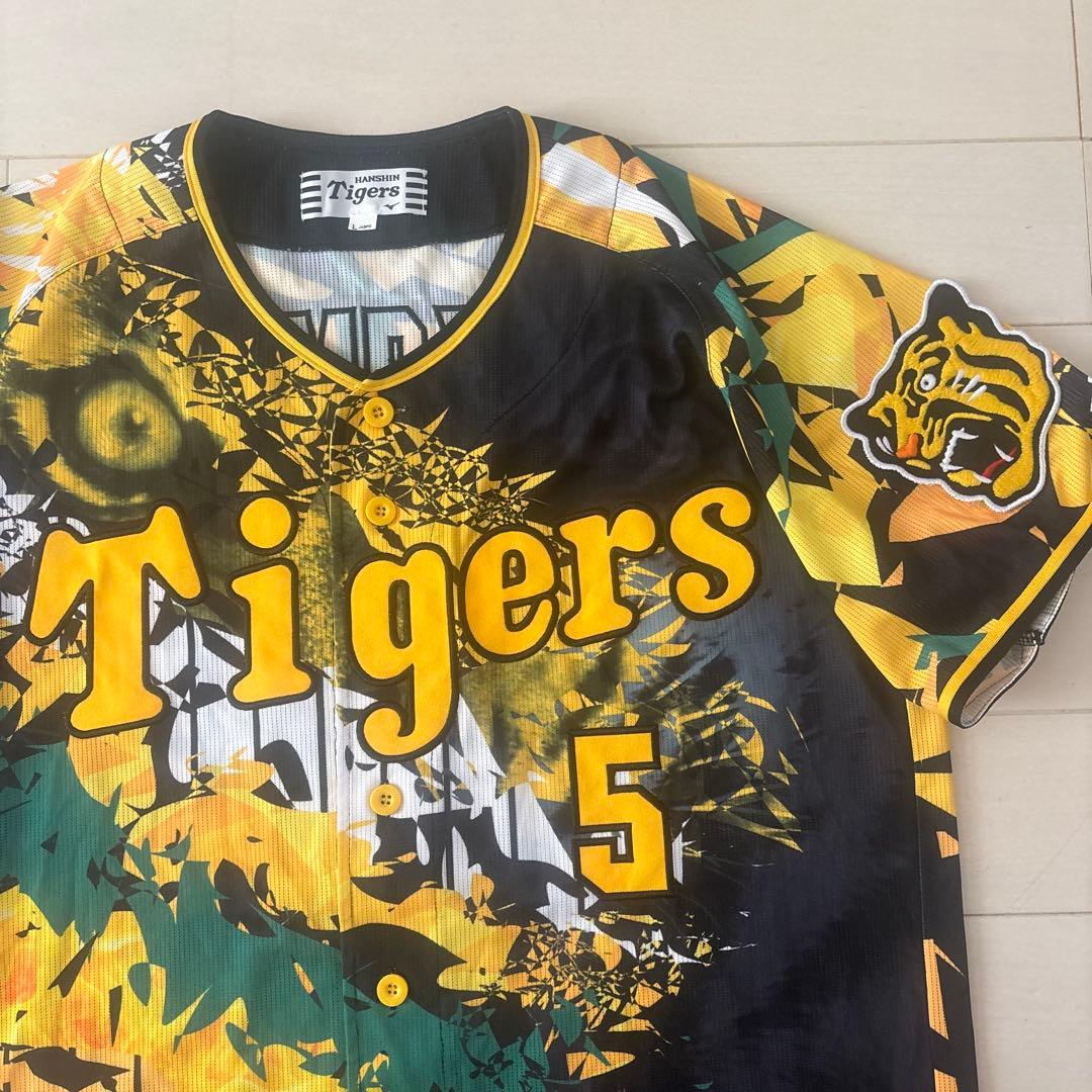 阪神タイガース　ウル虎の夏2022レプリカユニフォームＬ＆応援Ｔシャツセット