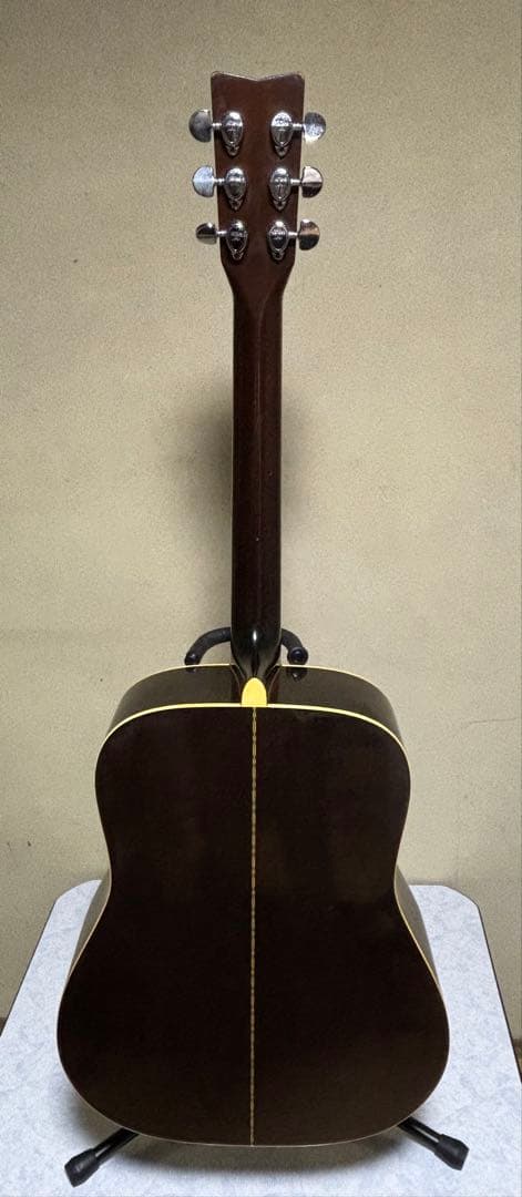 YAMAHA アコースティックギターFG-201B ケース付き
