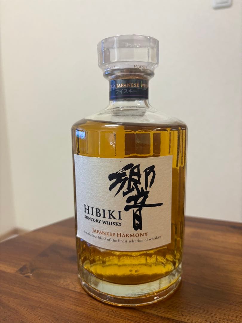 サントリー ウイスキー 響 700ml