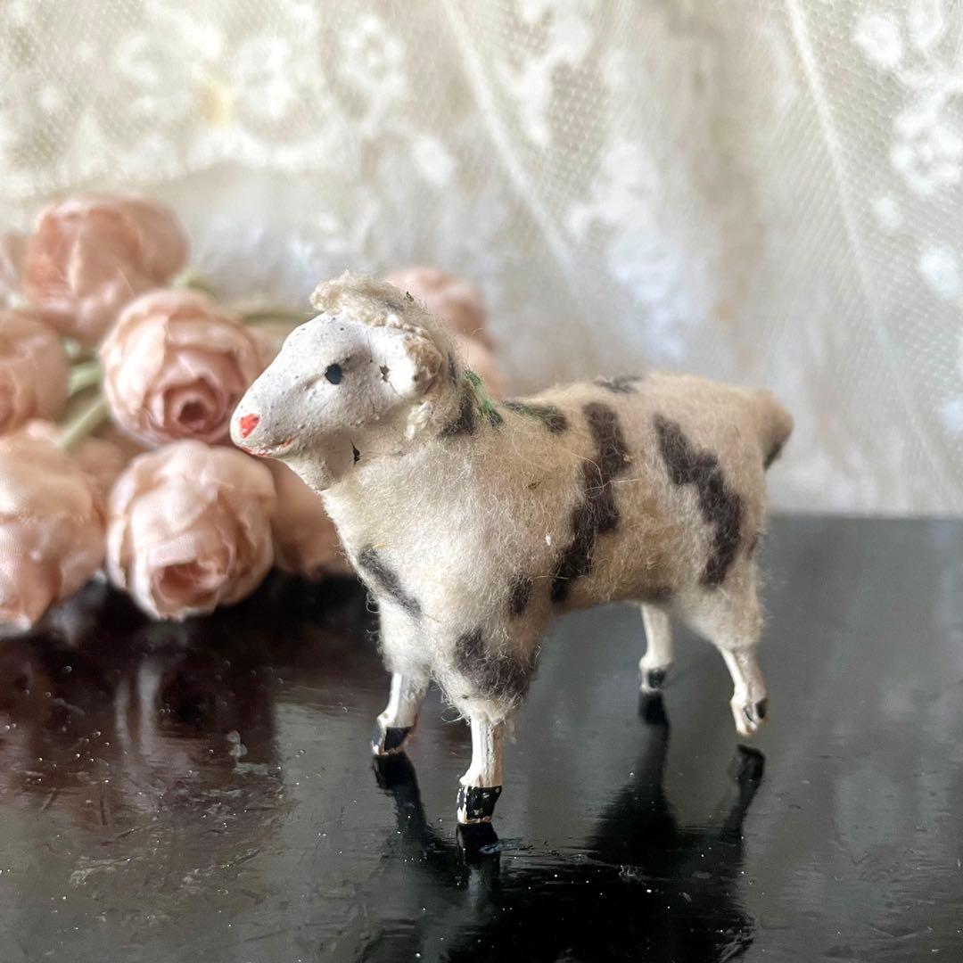 【レア】ブチ模様ミニ羊 シープ オブジェ フィギュア フランスアンティーク