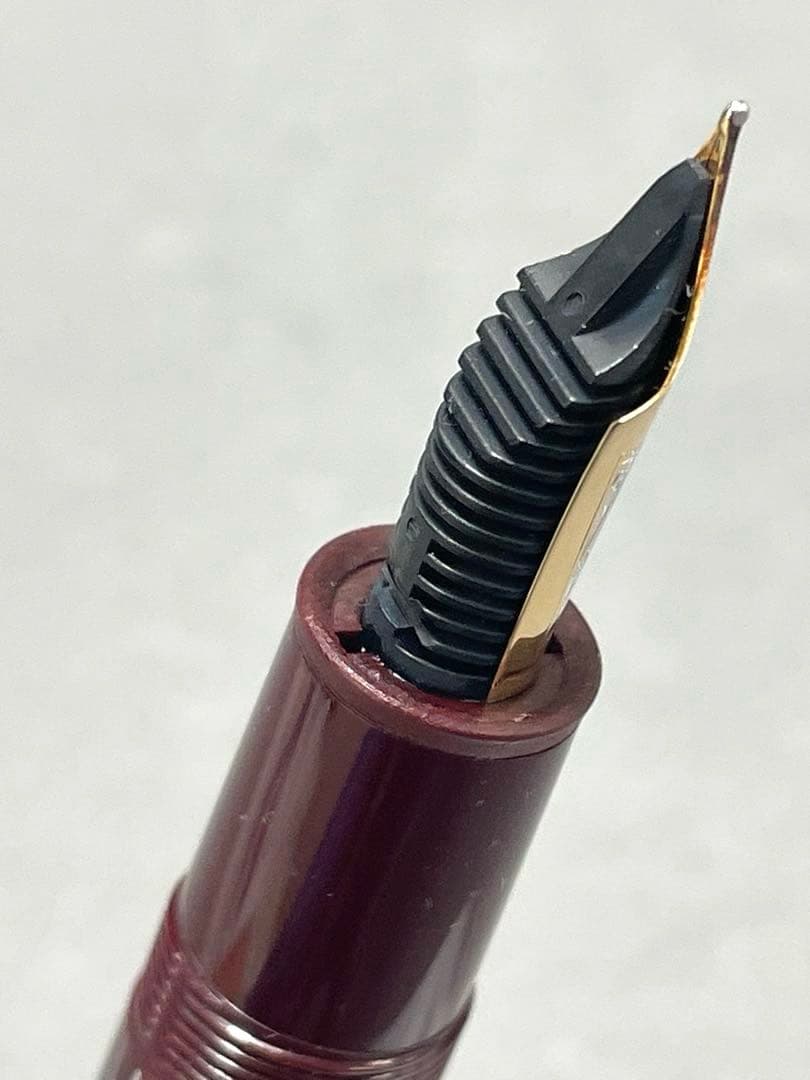 モンブラン マイスターシュテュック 146 万年筆 ボルドー F