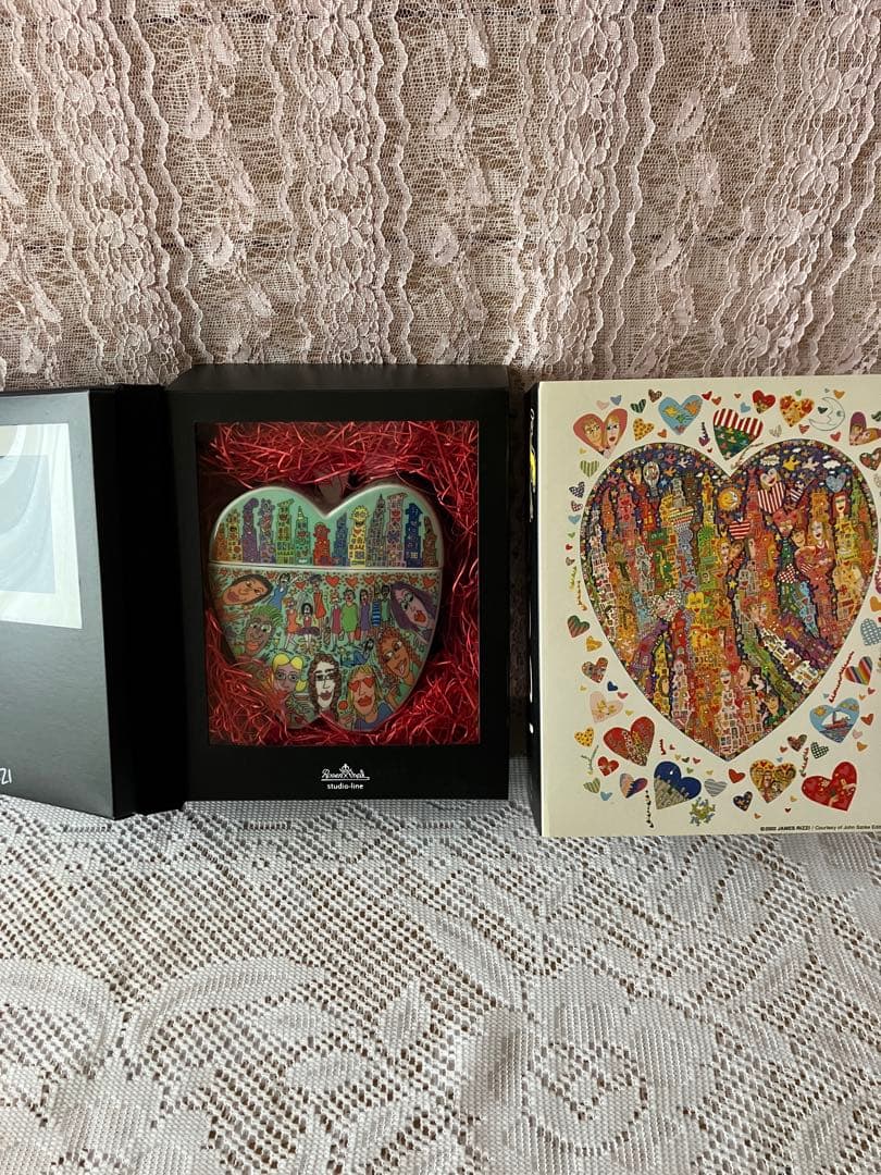 ジェームスリジィRizzoli ハート型陶器ボックス