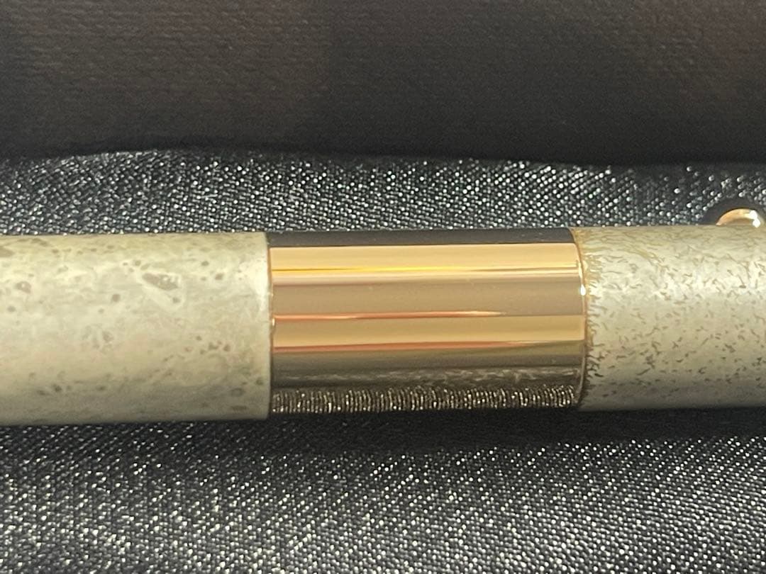 伊東屋 ロメオＮｏ．3 斑紋純銀色 アプリコットゴールド 【限定品】《匿名配送》