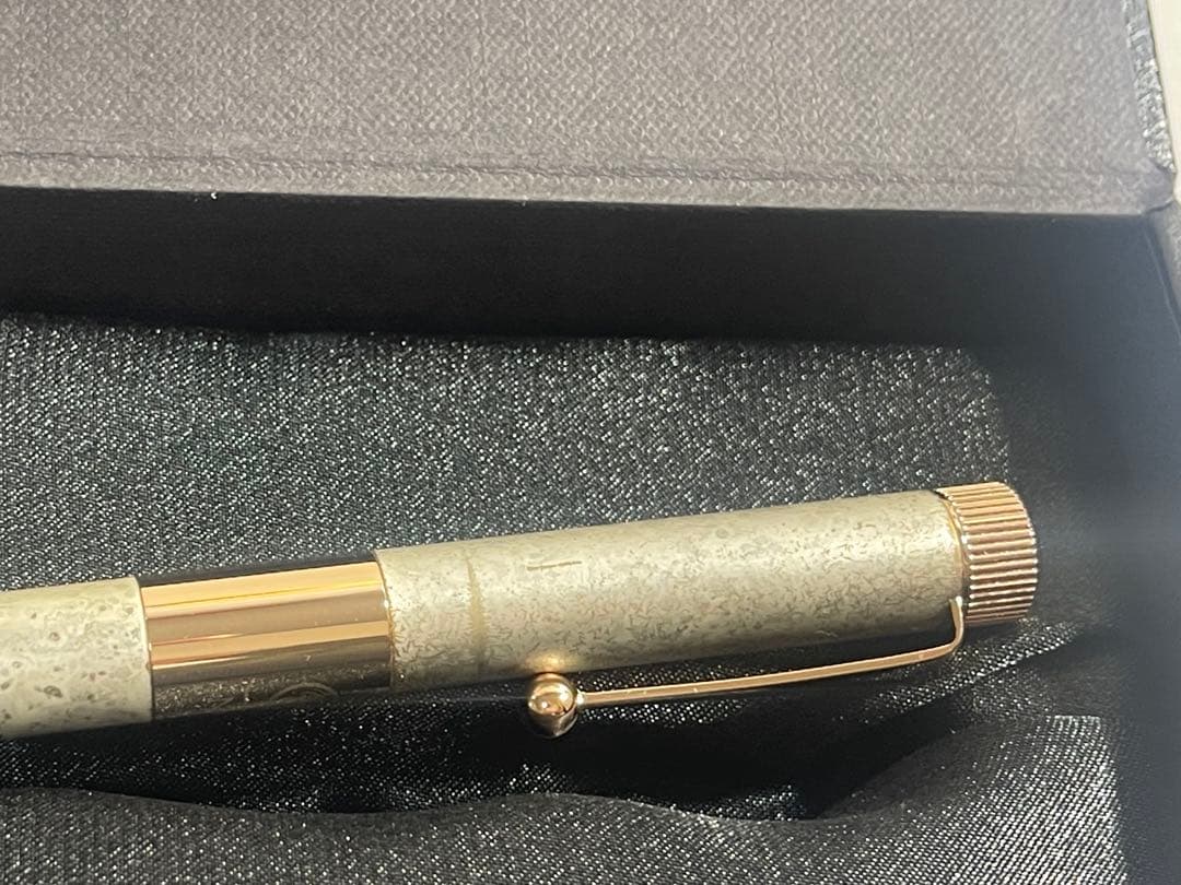 伊東屋 ロメオＮｏ．3 斑紋純銀色 アプリコットゴールド 【限定品】《匿名配送》