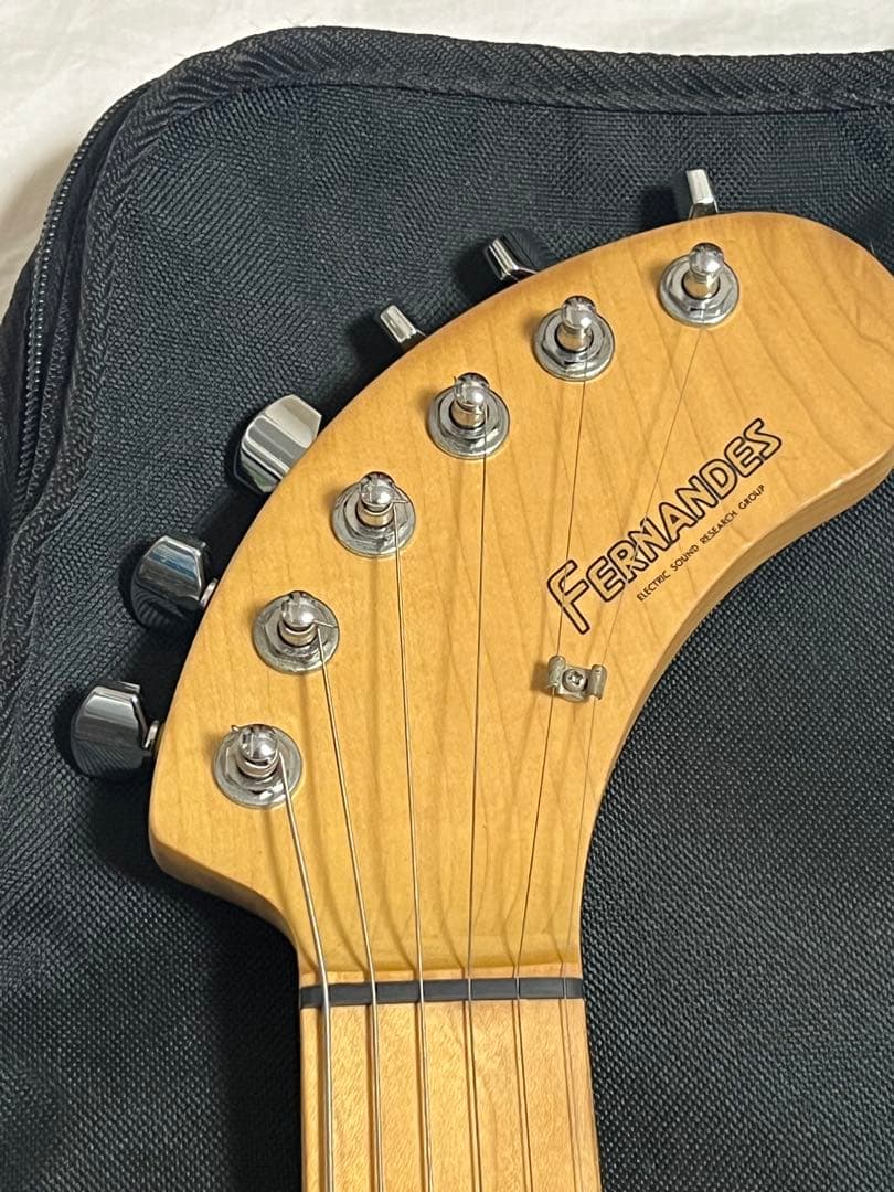 FERNANDES ZO-3 GF フェルナンデス アンプ内蔵ギター 赤レッド