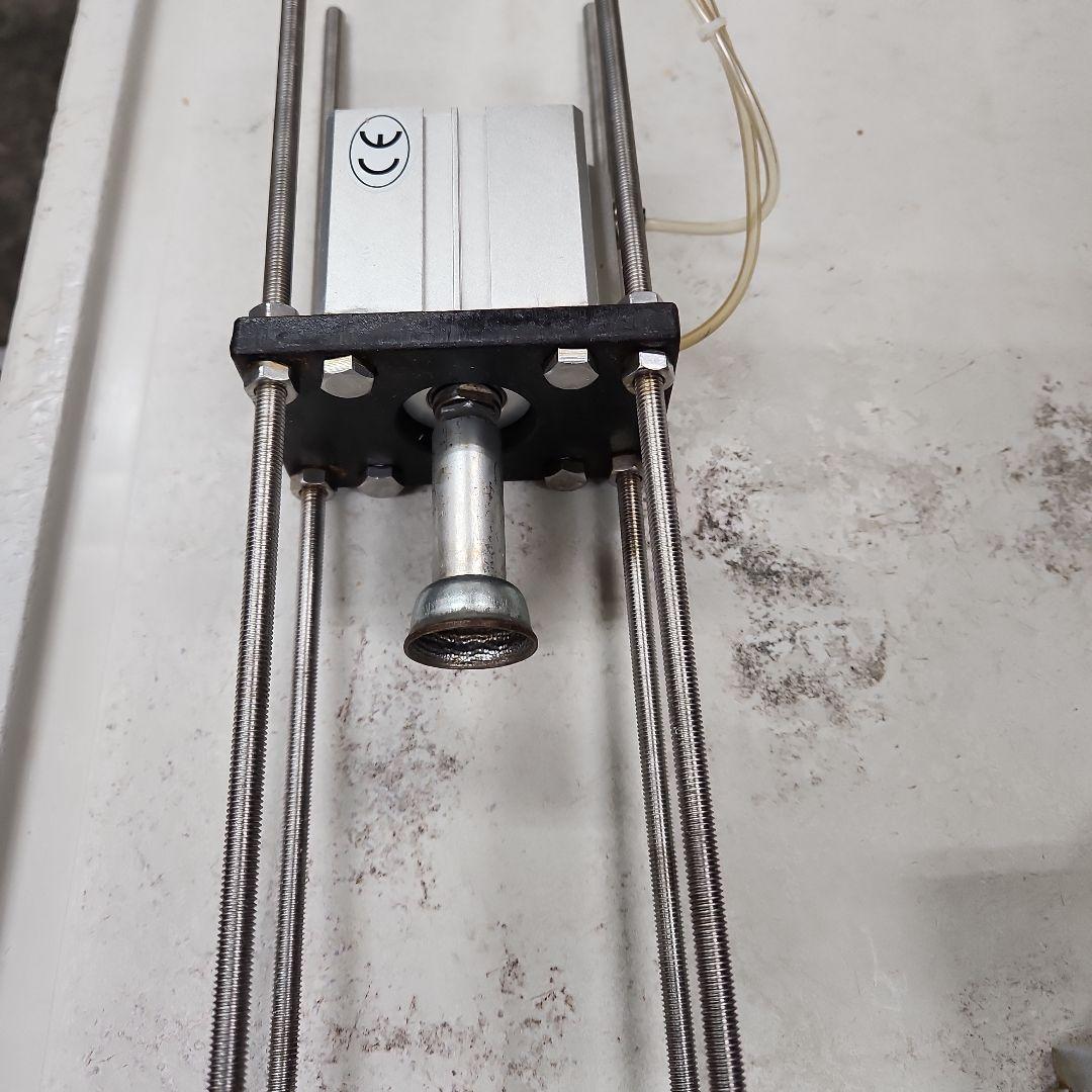 打栓機 フットペダル式　王冠　ビール　コーラ