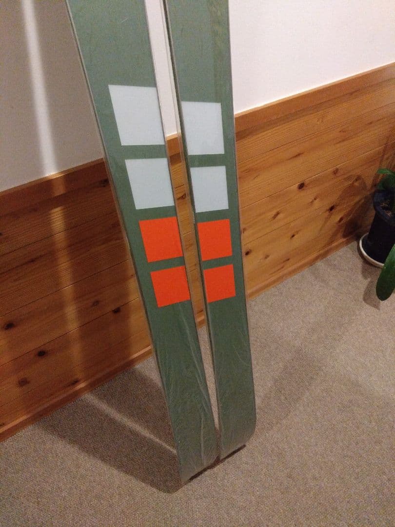 新品未使用★正規★CandideSkiキャンディットAREA91エリア保証書完備