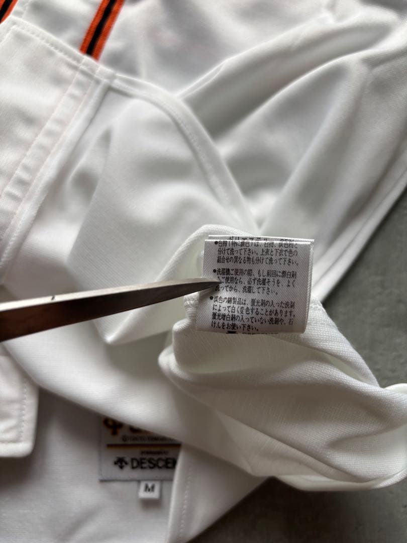 レア　デサント製　高橋由伸　読売ジャイアンツ　ユニフォーム　美品　Mサイズ